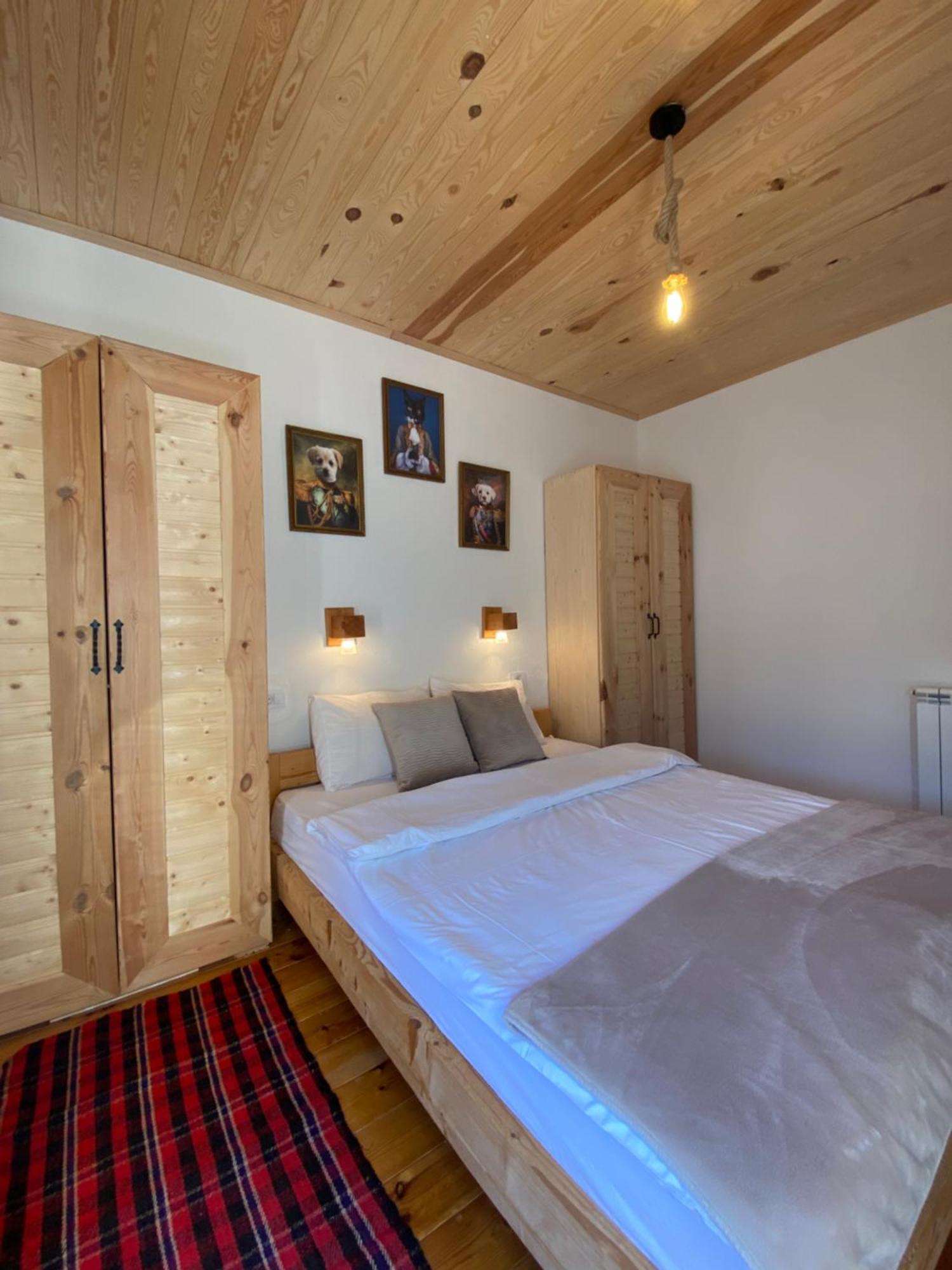 Pubhouse & Rooms Pahulja Kolašin Exteriör bild