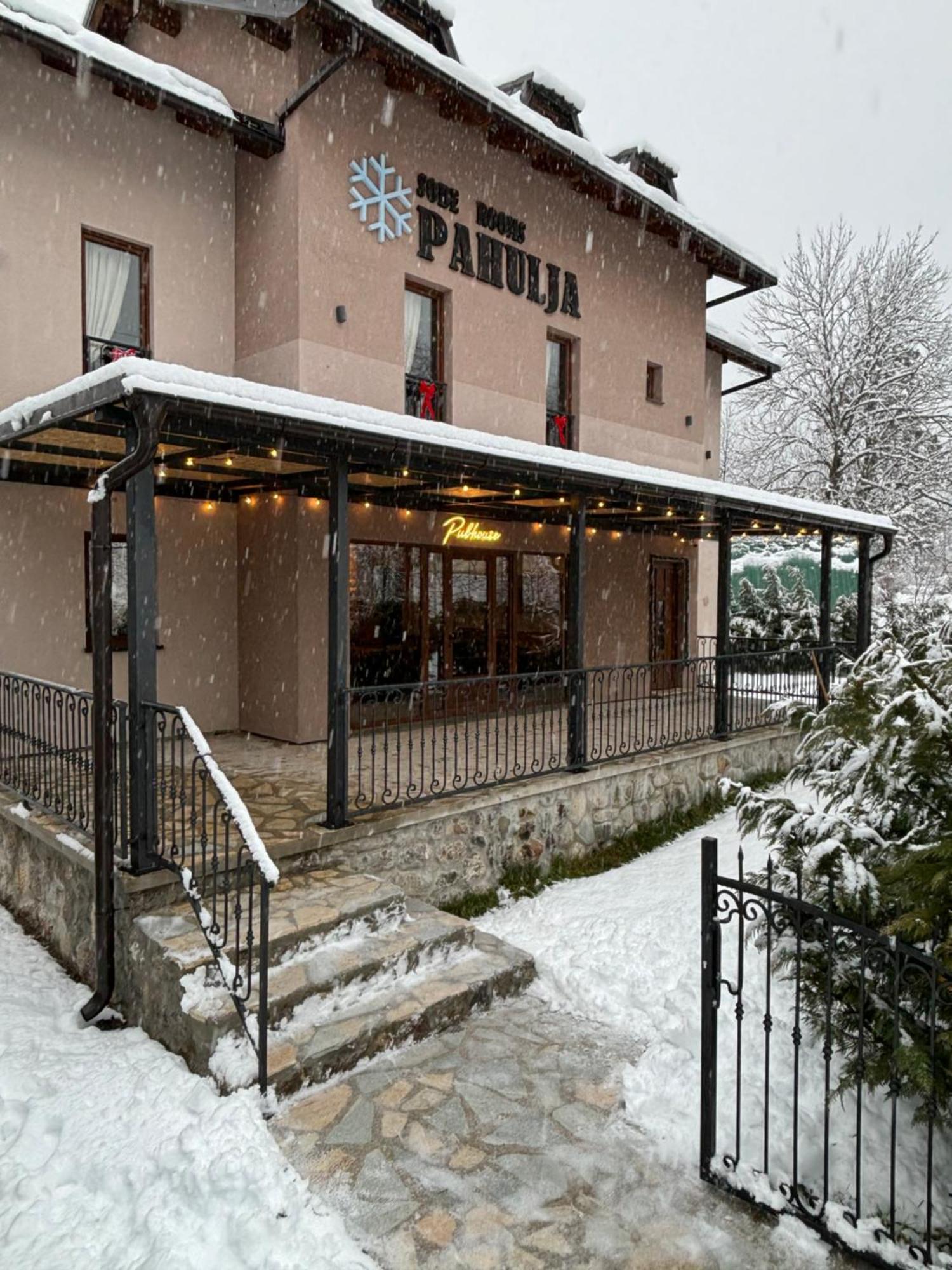 Pubhouse & Rooms Pahulja Kolašin Exteriör bild